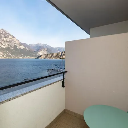 Torbole Aparthotel Torbole Sul Garda Exterior photo
