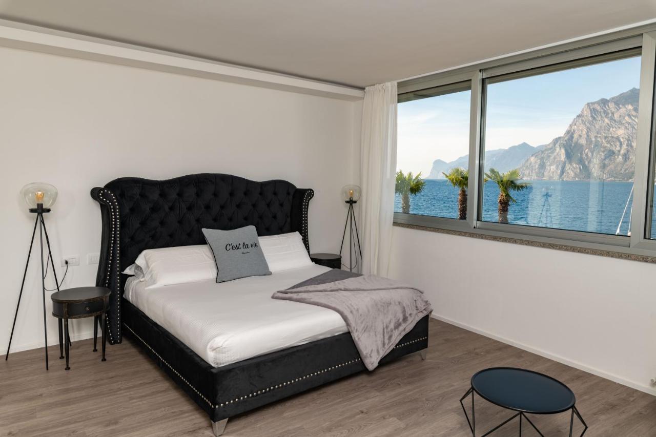 Aparthotel Torbole 3*