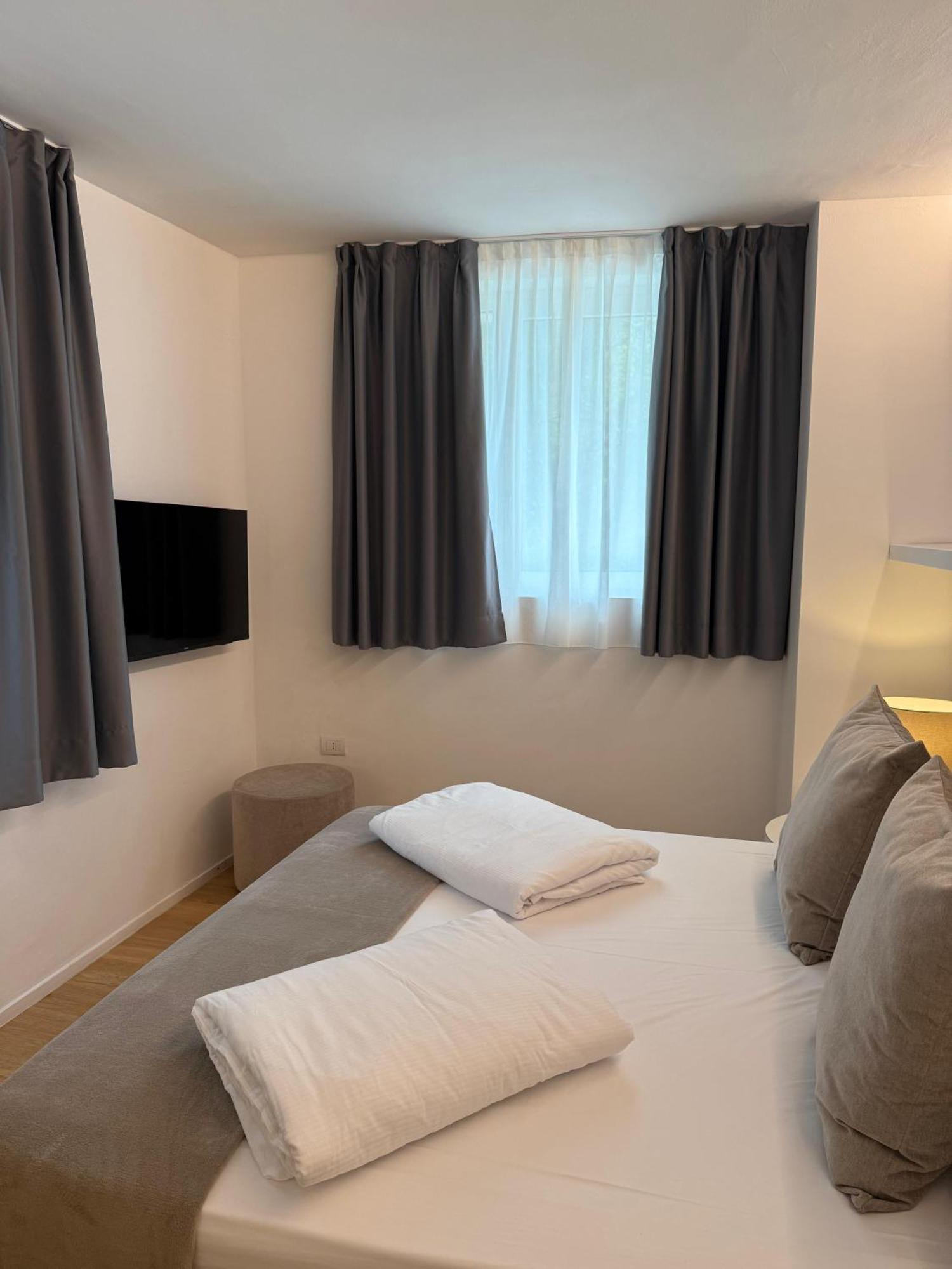 Aparthotel Torbole